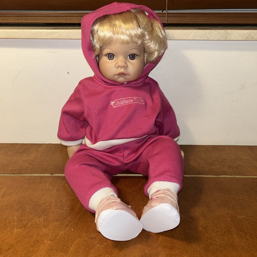 1998 Lee Middleton 19" Baby Doll - Blonde Hair Purple Eyes By Reva Schick